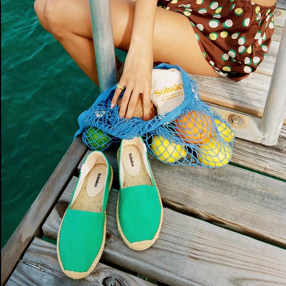NIB Soludos 8-8.5 39 The Dali Original Espadrille Womens Fiji Green Canvas Flats